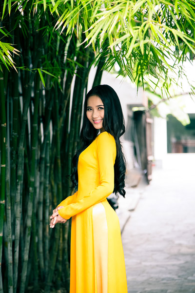 Từng vào top 10 Hoa hậu Thế giới Người Việt 2007 và là Á hậu cuộc thi Hoa hậu Việt Nam Hoàn cầu 2011, Phan Như Thảo vẫn cháy bỏng ước mơ được một lần mặc áo dài trên đấu trường sắc đẹp quốc tế.