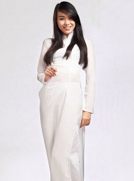 Nữ sinh Việt đẹp mê hồn với tà áo dài